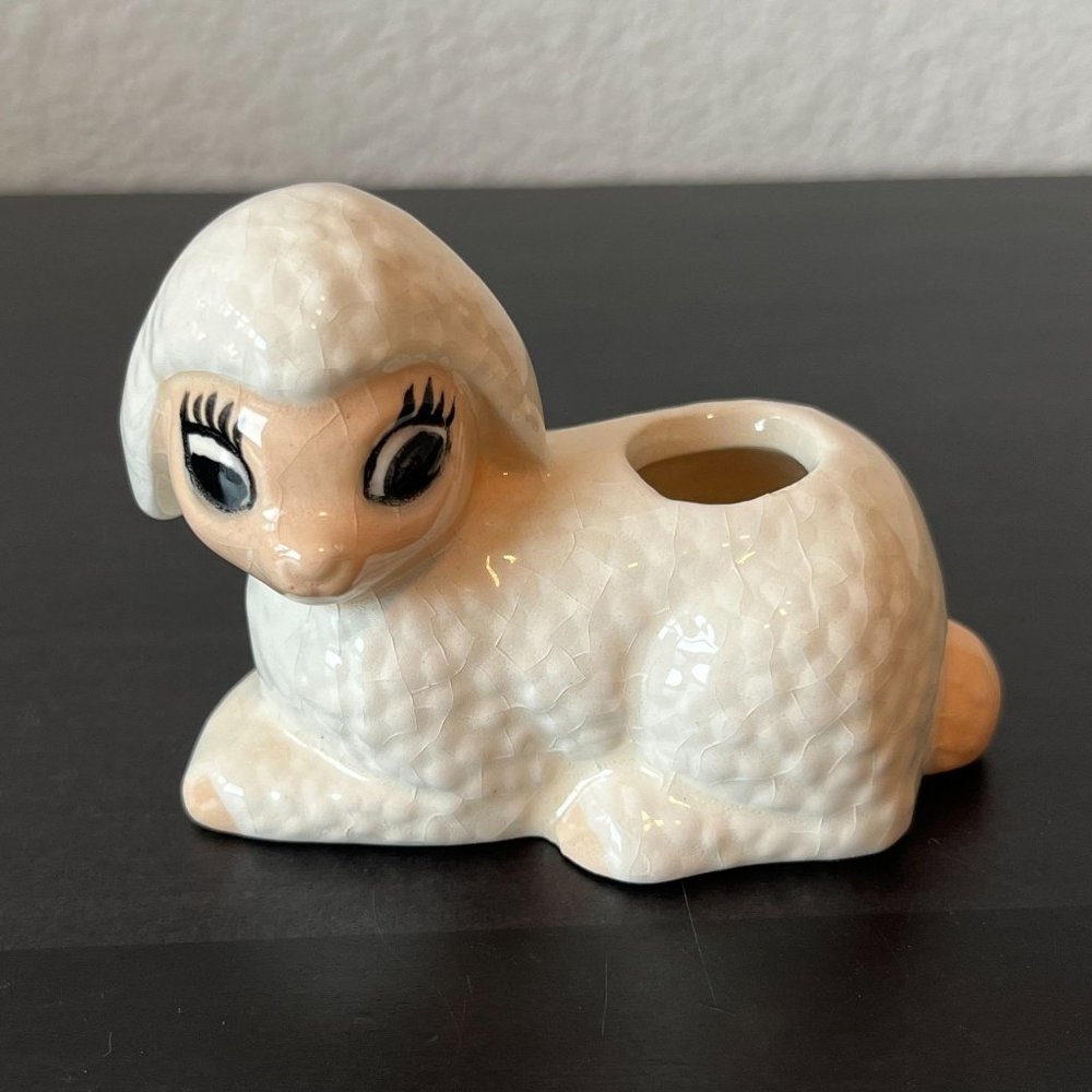 Tiny Baby Lamb Planter // Vintage 1960s Ceramic